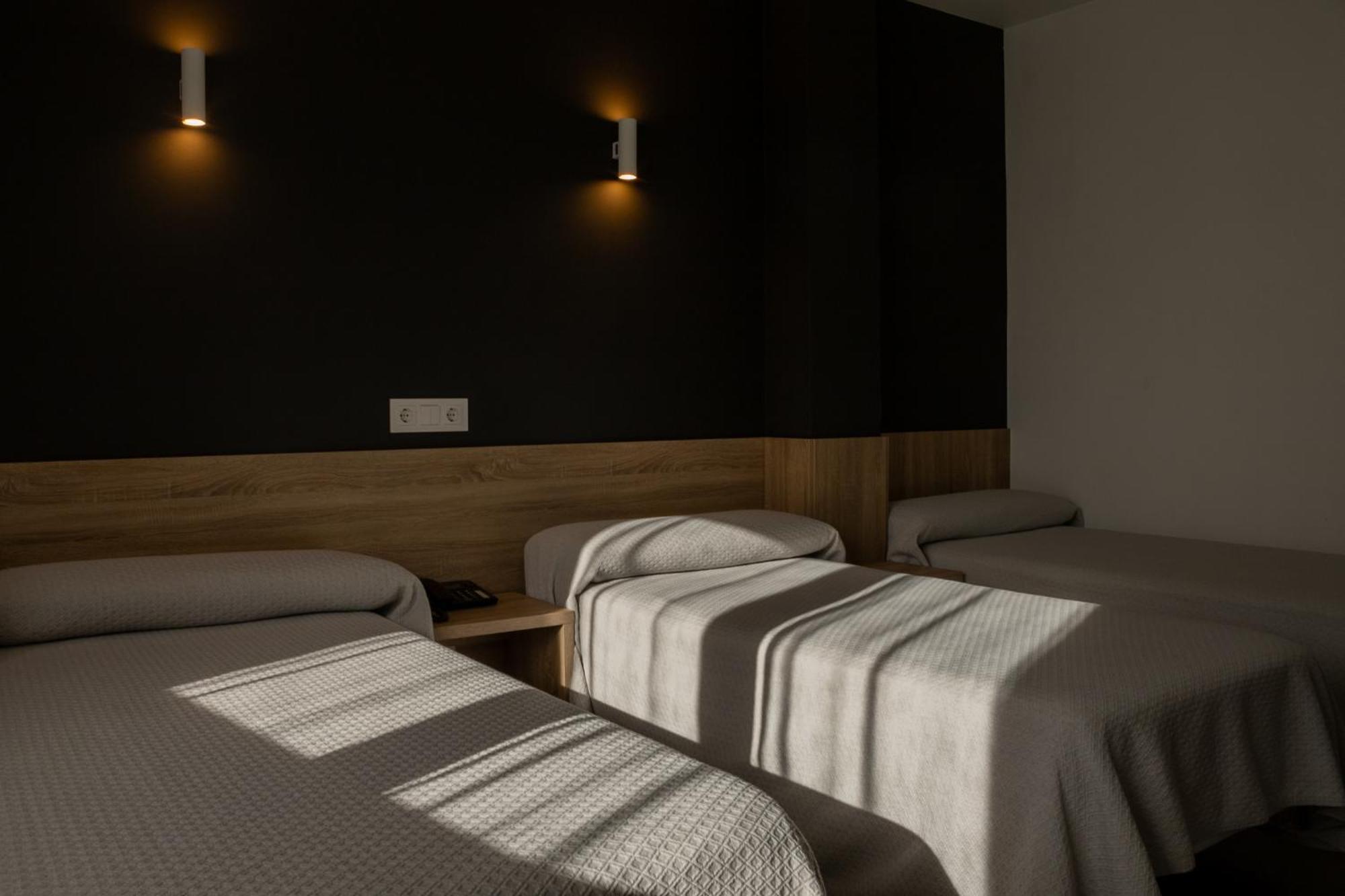 Hotel Hollywood 坎加斯德穆拉索 外观 照片